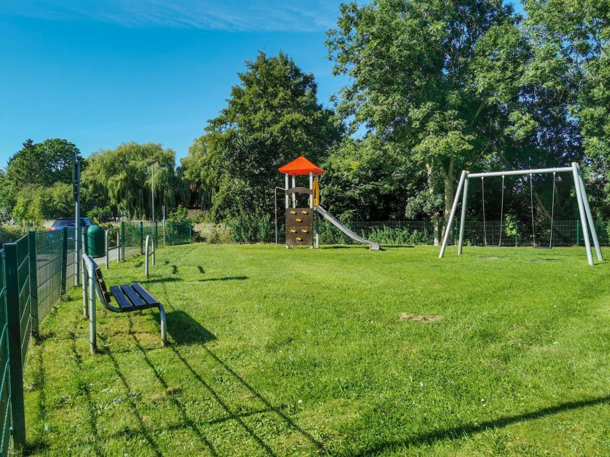 Smittshoern 3 - Nordsee Erdgeschosswohnung Mit Eingezaeunten Garten, Kamin Und Lounge! Altfunnixsiel Buitenkant foto