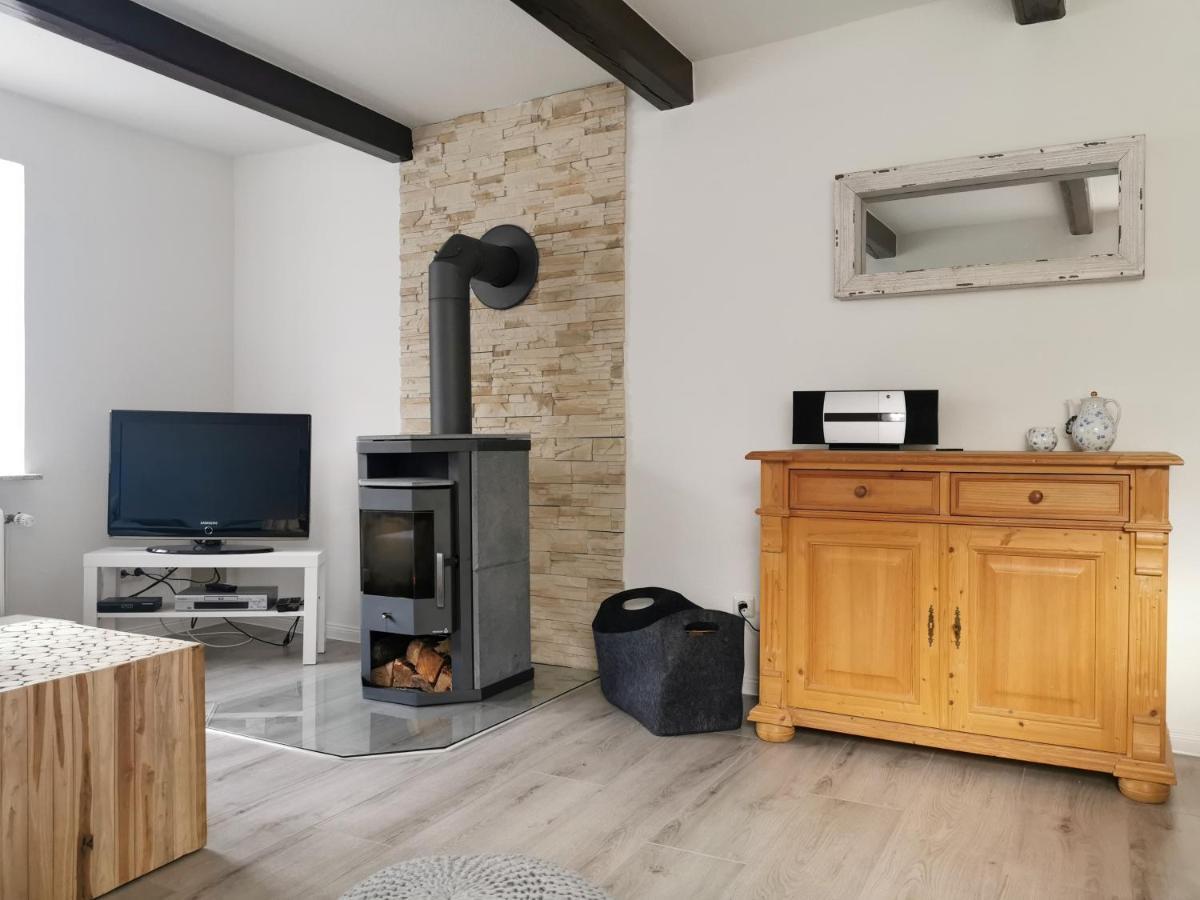 Smittshoern 3 - Nordsee Erdgeschosswohnung Mit Eingezaeunten Garten, Kamin Und Lounge! Altfunnixsiel Buitenkant foto